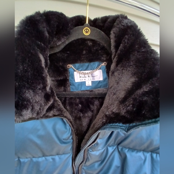 NWT Nicole Miller New York Cropped Puffer Jacker Metallic Blue Varioys Sizes - Picture 8 of 15